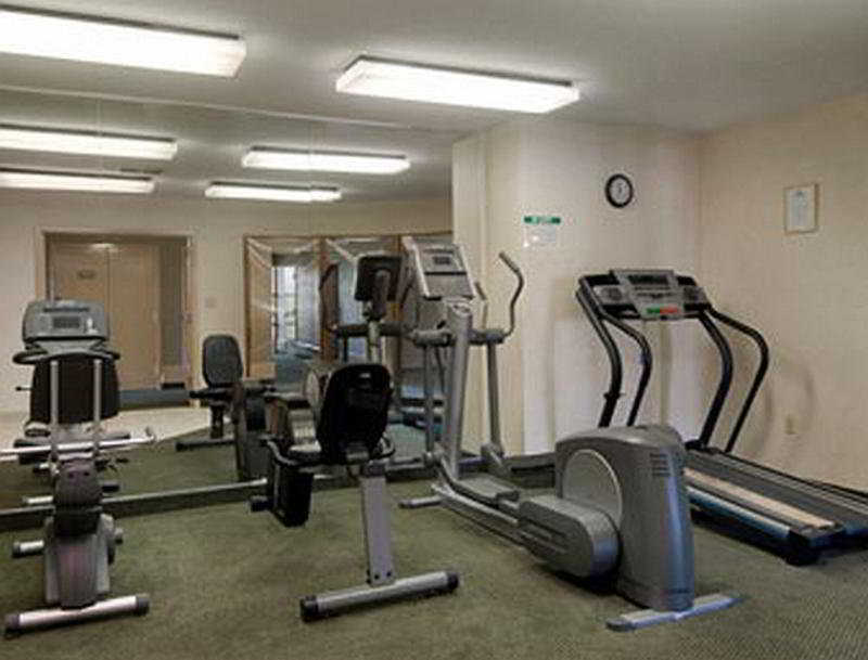 Days Inn By Wyndham Raleigh Glenwood-Crabtree Facilities photo